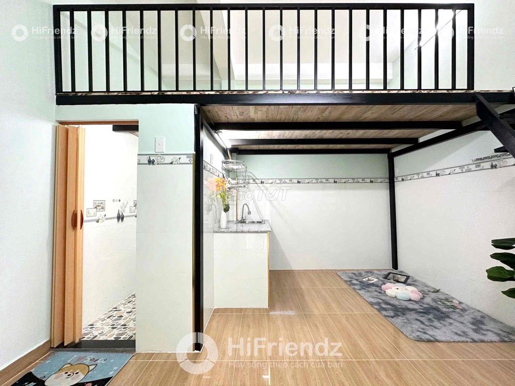Wide, high-end furniture