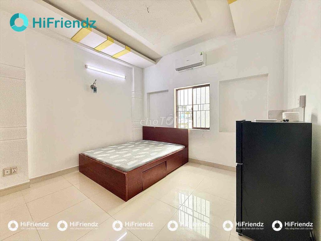 Rent a full interior room right here.art Phan Huy Ích.