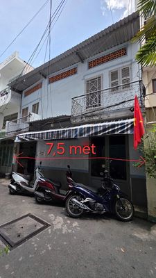 Rents the small warehouse 75 m2 a floor close to 4 7th 7th of Trường Chinh,Q.Tân Bình