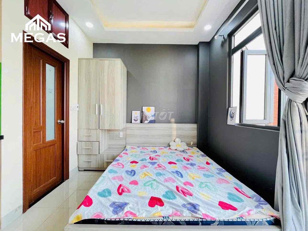A private washing machine studio full of elevator furniture