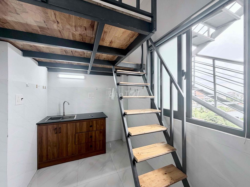 The New Building Building Tower has a security elevator 24/7. It costs 3 xx, down to 500 kilometers of first month.