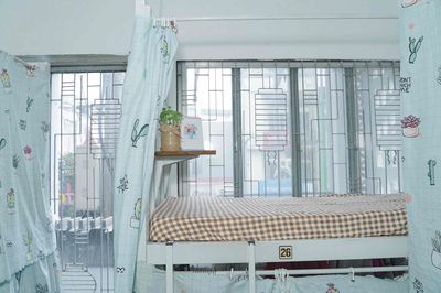 The dorm is cheap near the ocean university - free time - just 650,000.