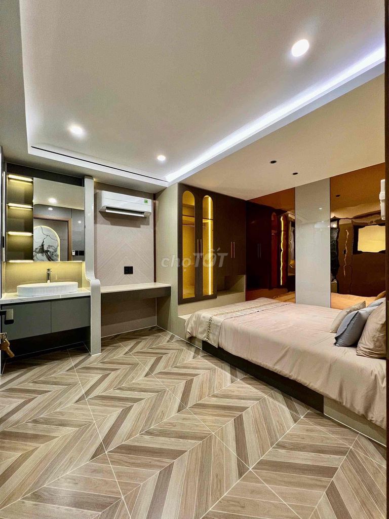 Lê Văn Thọ front house
