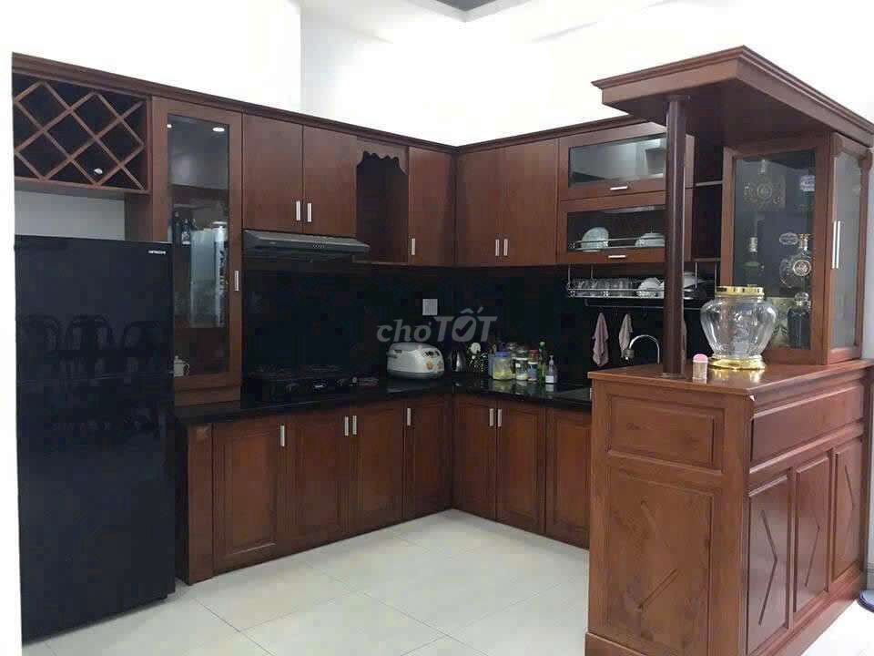 Rent a Huỳnh Văn Nghệ alley house