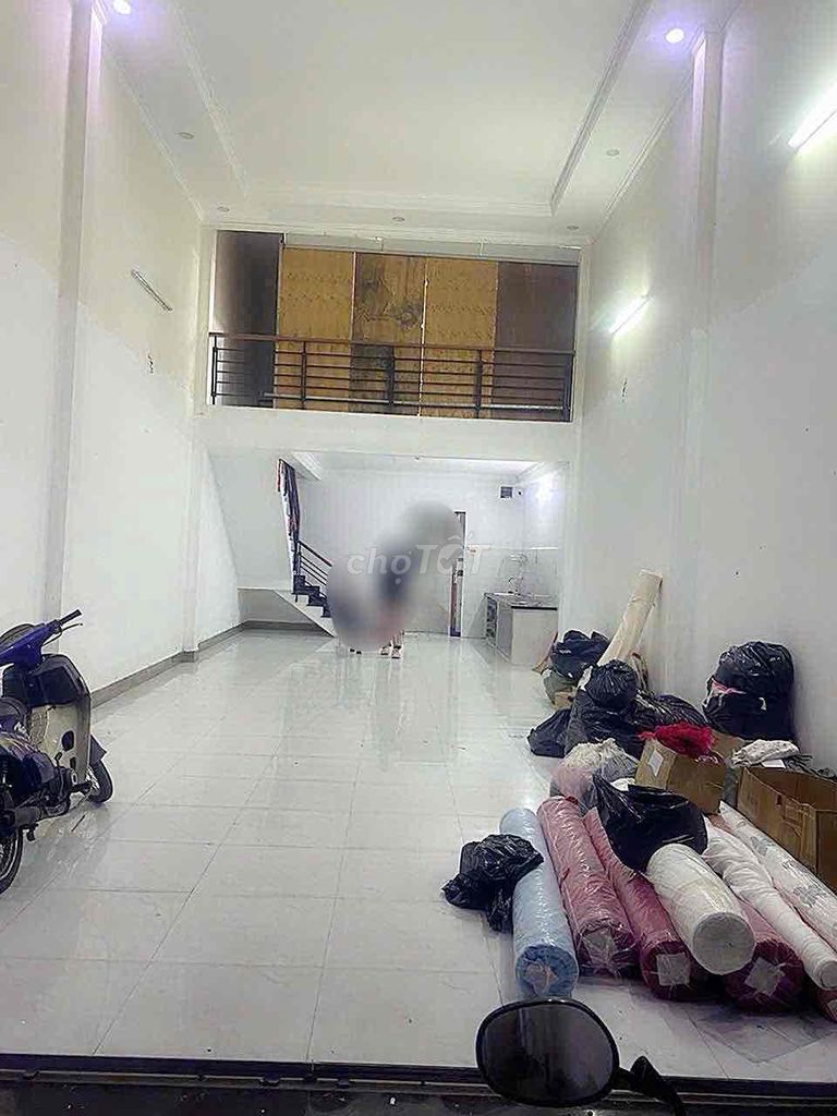 Five, five meters, 22 meters, one bedroom, two toilets, seven meters,Kênh Nước Đen.