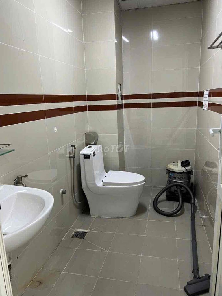 Five, five meters, 22 meters, one bedroom, two toilets, seven meters,Kênh Nước Đen.