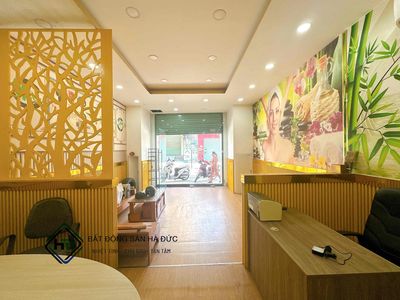 The ground floor 5 x 30 branch front by Bus Thới An