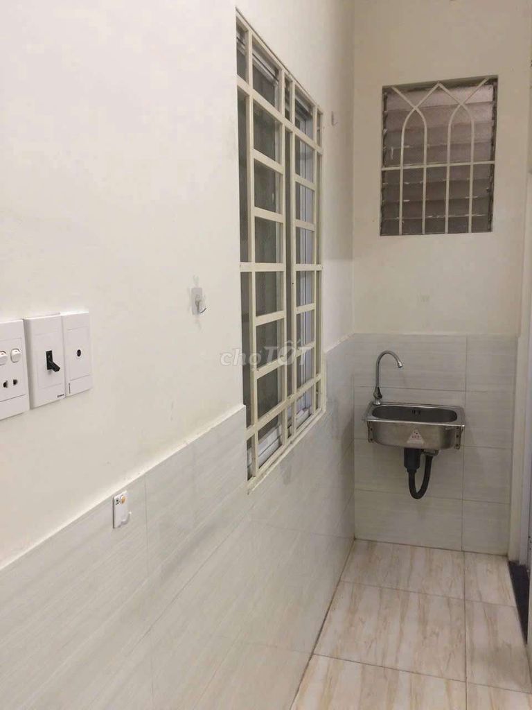 Tân Sơn Nhì room
