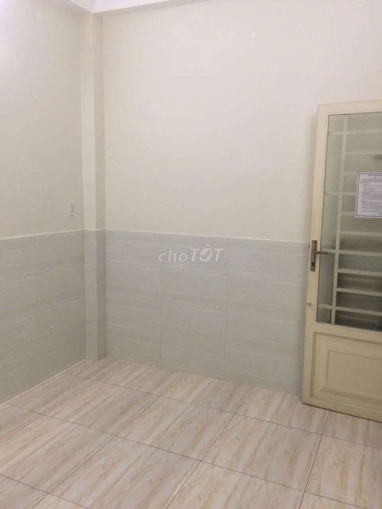 Tân Sơn Nhì room