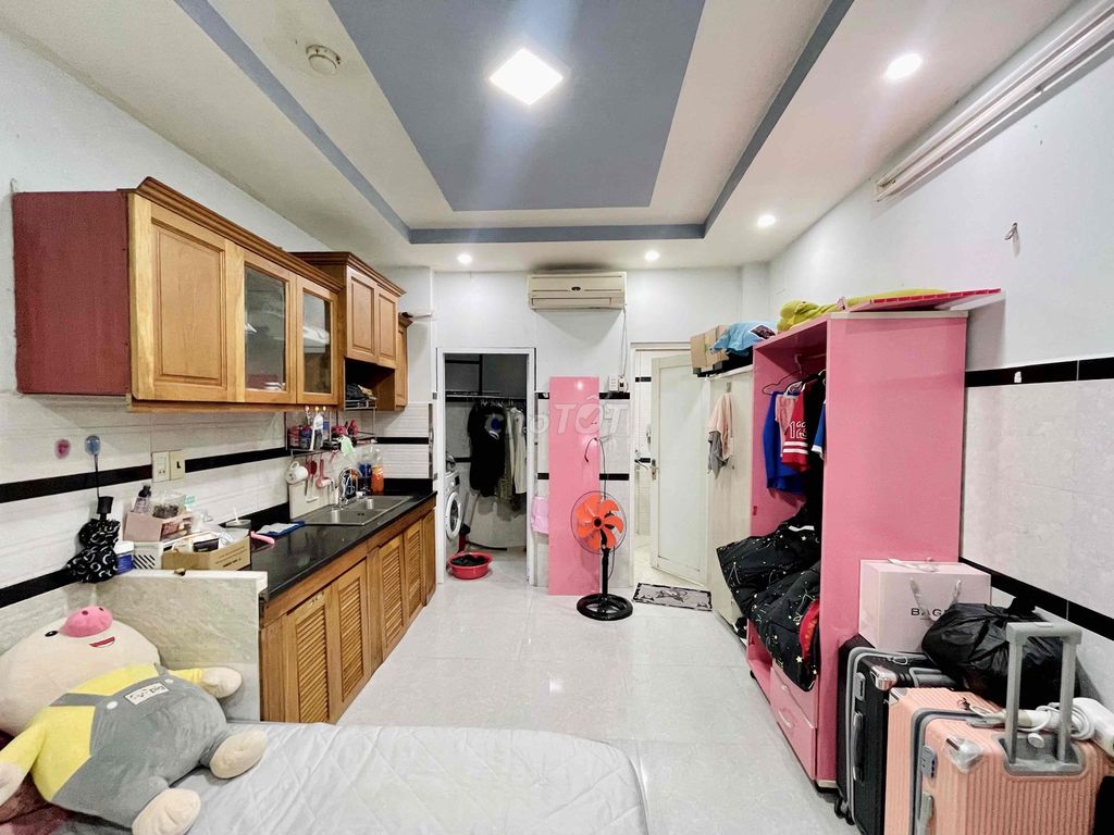 Rent the studio 30 meters wide, private washing machine walking to ueh facility B