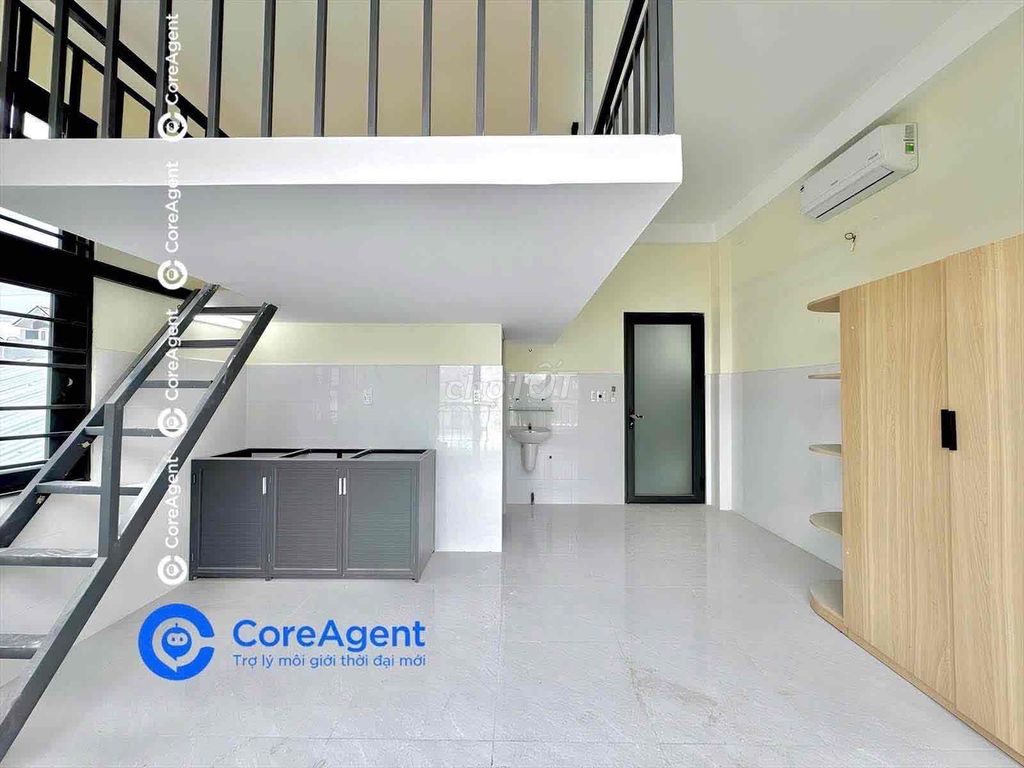 We'll rent out a balcony. 35 M2 right at the Thủ Đức -- 4.2 million.