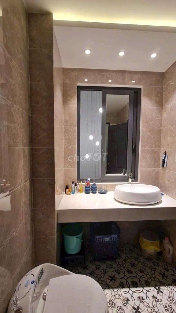 Super-beautiful house, right cv, Lê Văn Thọ, 070 8, Gò Vấp, 4 x17 meters, elevator, 4 stories.