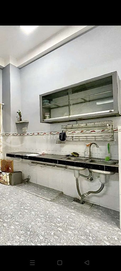 Rent đg.lạc long quân.P.9Tân Bình.