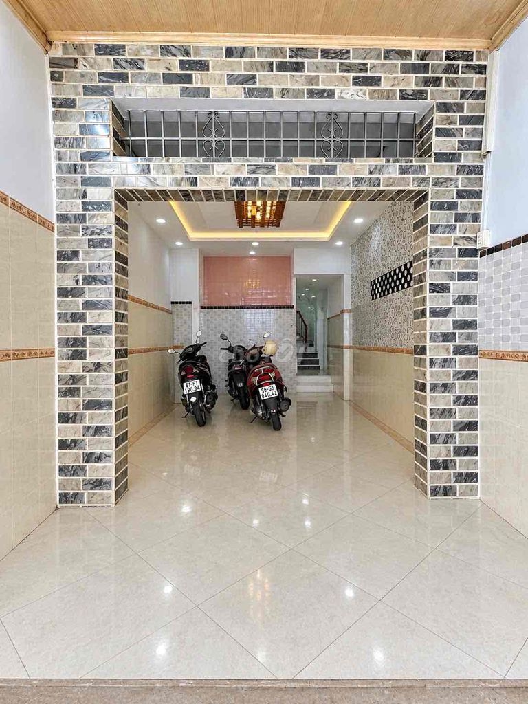 Rent Vĩnh Viễn, District 10-- 3 bedrooms-- 14 million.