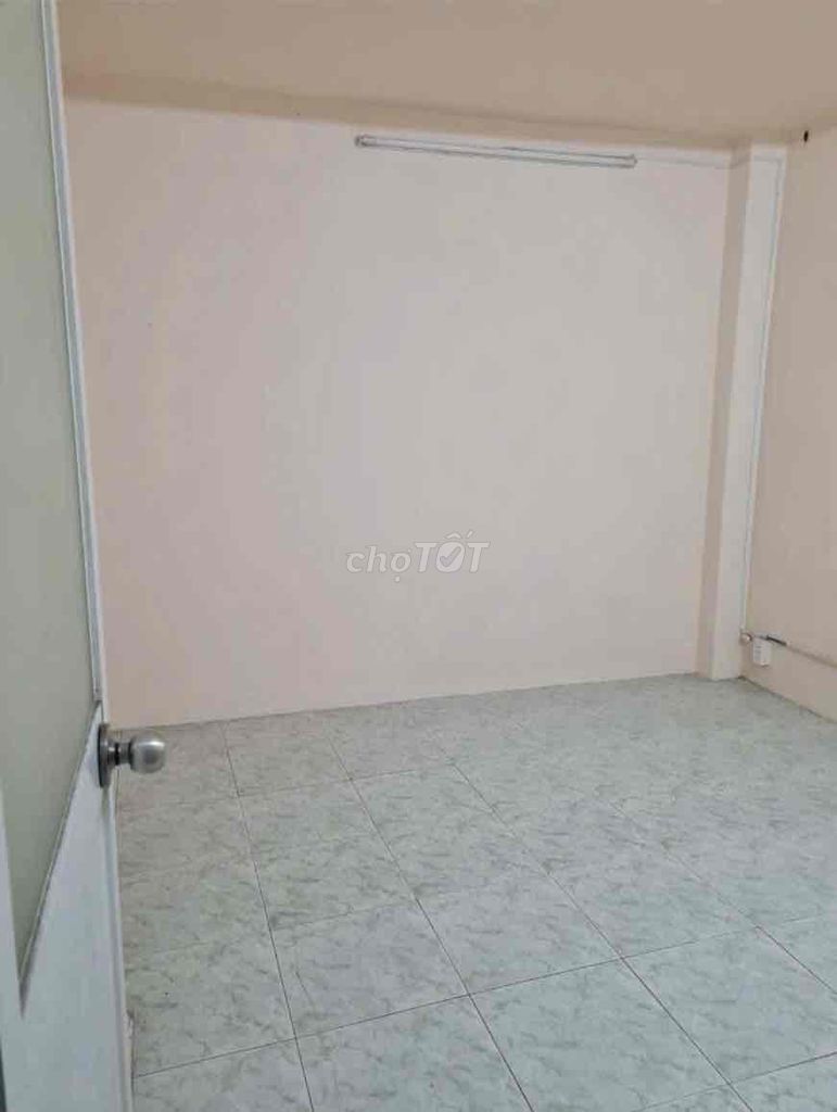 Rent a two-story place, Nguyễn Hữu Cảnh-721 22 Bình Thạnh