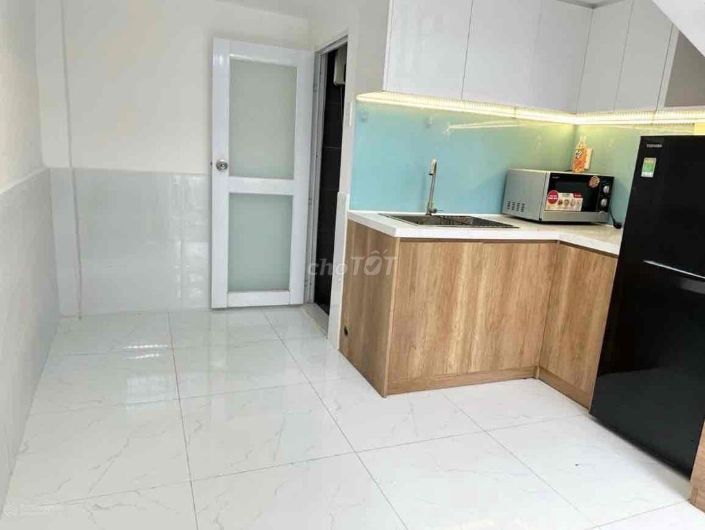 Rent, 8 millionu, Ni Sư Huỳnh Liên Tân Bình - 2 bedrooms