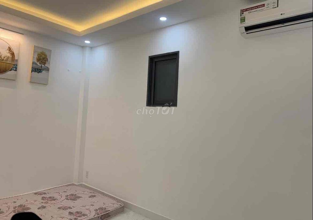 Rent, 8 millionu, Ni Sư Huỳnh Liên Tân Bình - 2 bedrooms