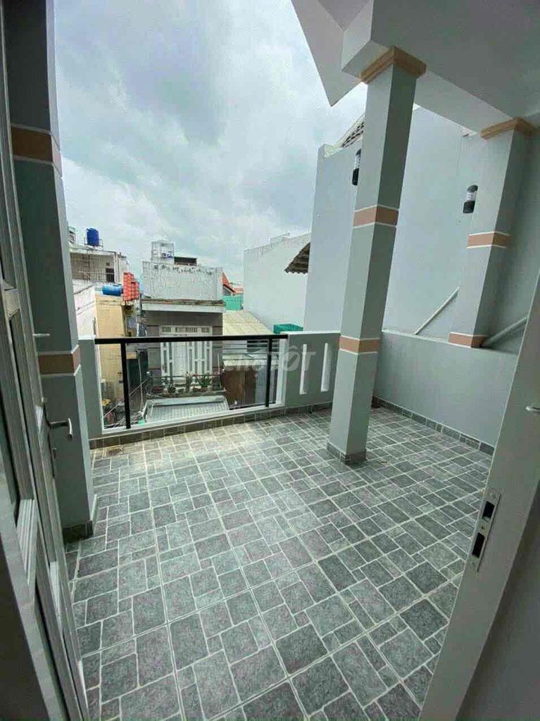 10 million-four bedrooms.