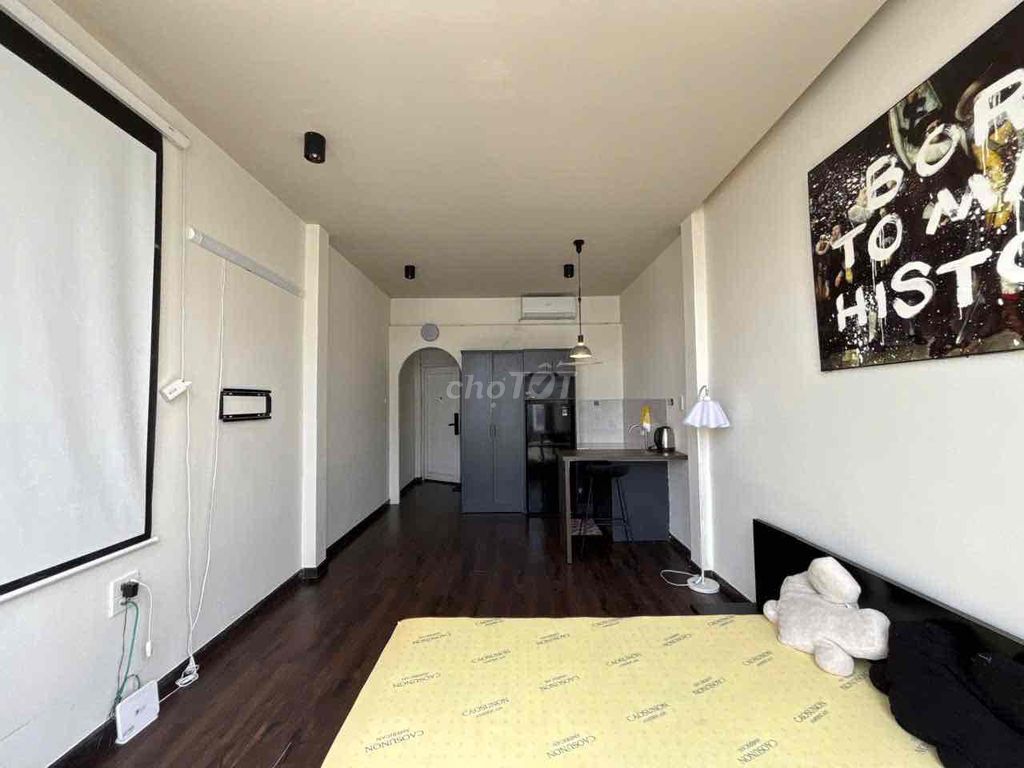 Brigade 40 m2 B.C. Close to 5th District of 58th,1
