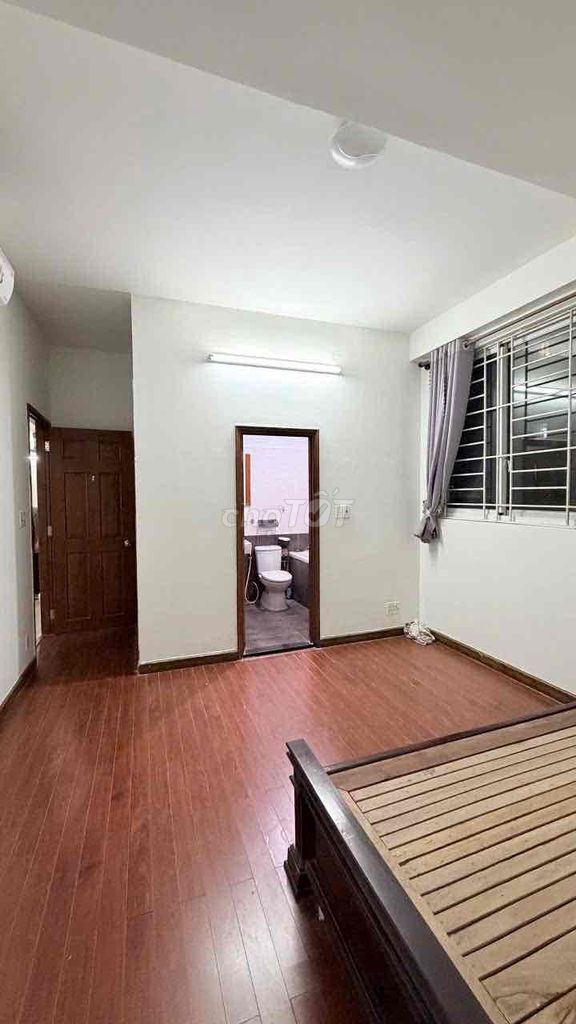 Rent apartment belleza District 7 124 M2,3 bedrooms, 2+Bicol + ready ntcb, 11 million paint houses.