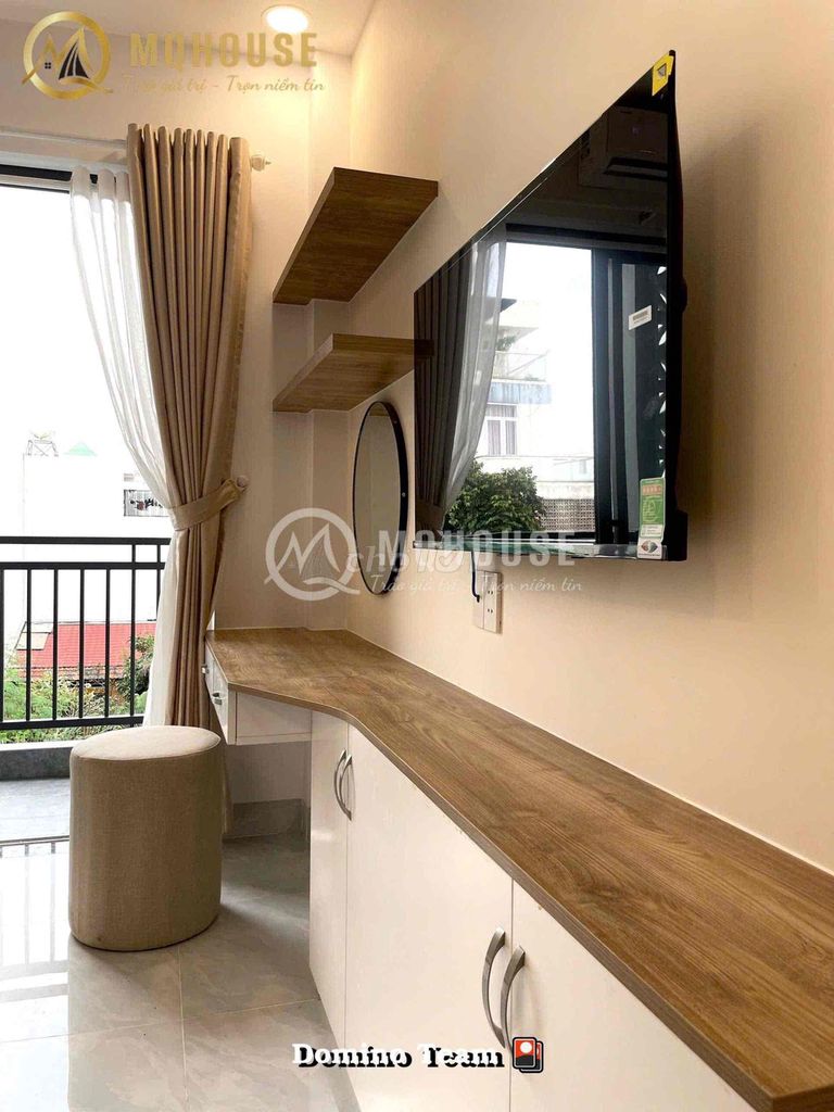 Tell Zhang to have a master bedroom, the balcony immediately.