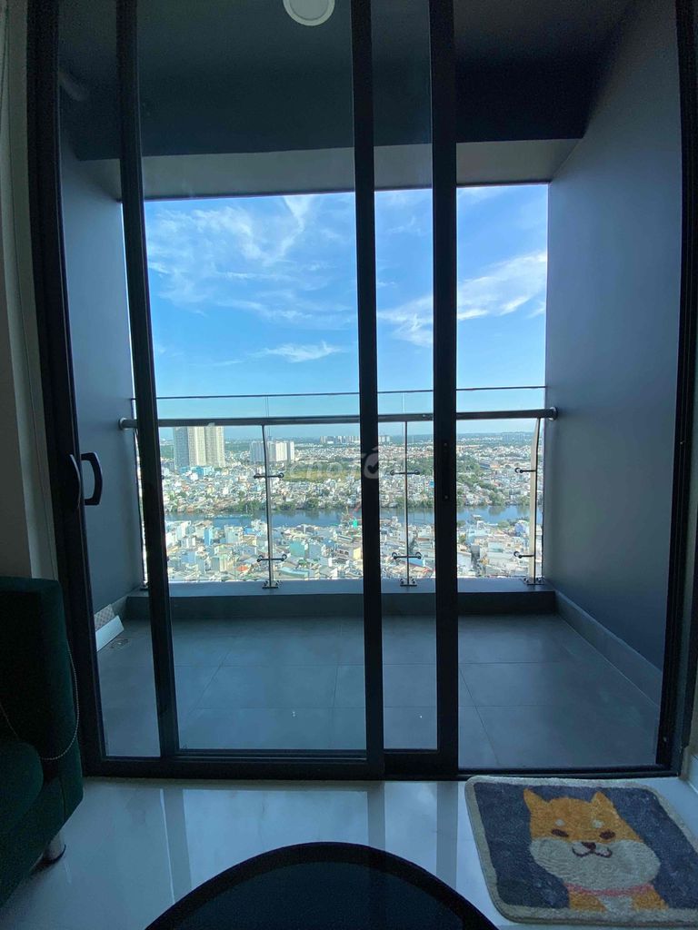 Rent the three-room corner of DA through District 8, full interior. It's 18 million ath.