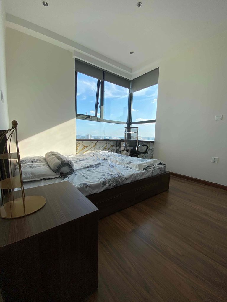 Rent the three-room corner of DA through District 8, full interior. It's 18 million ath.