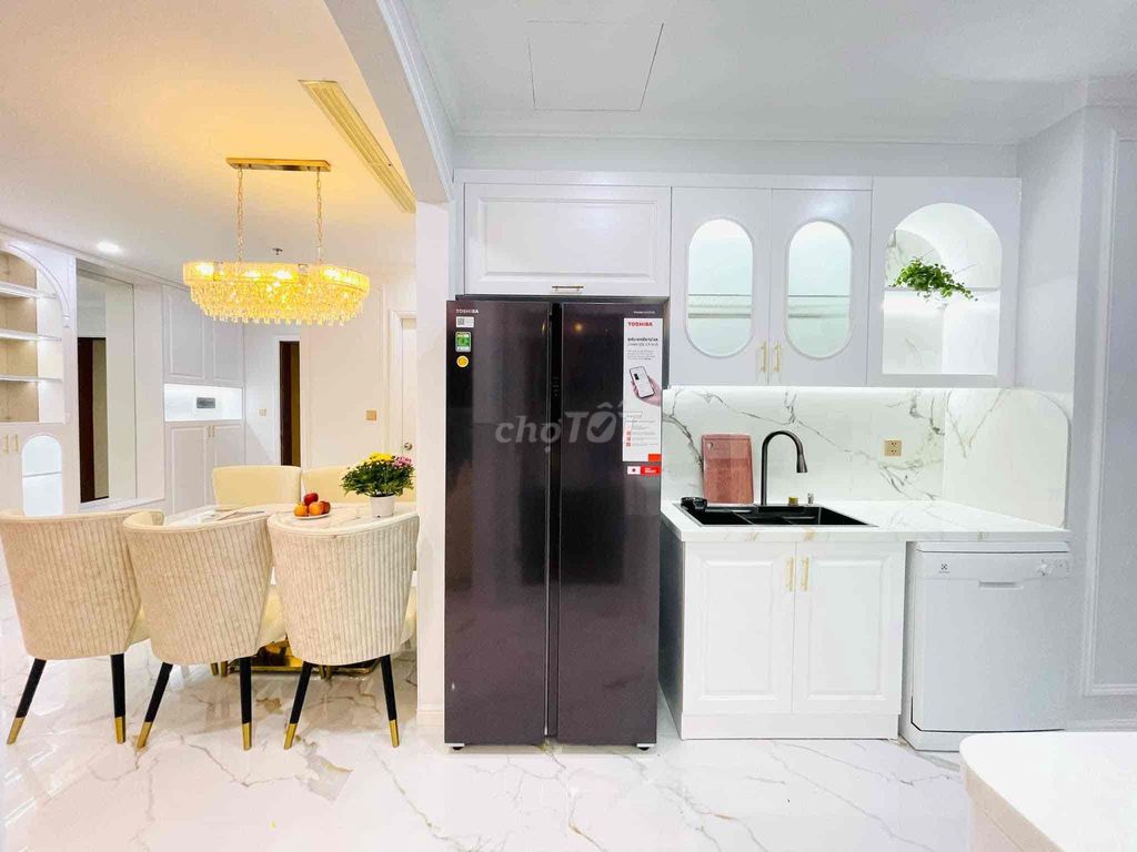 Rent 3 bedroom 120 M2 Vinhomes Central Park.