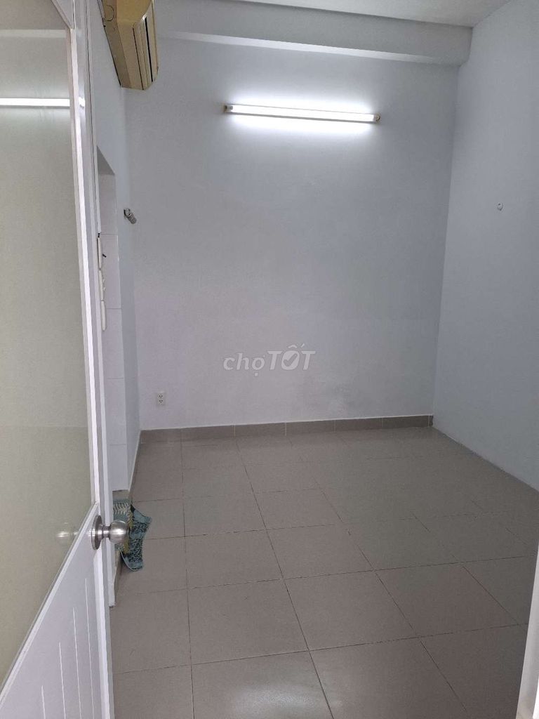 Rent room 159/82 A Chen Ting currently, P, Davere, Ho Chi Minh City.