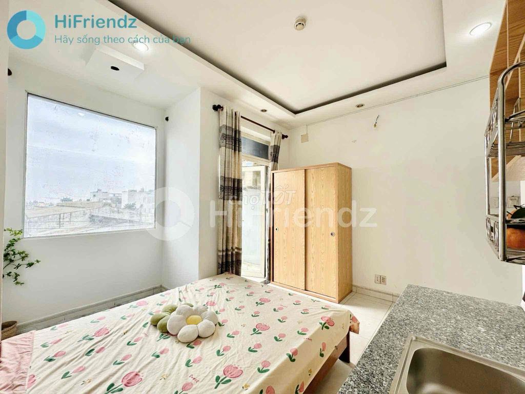 Bancol studio - full interior - four societies - free time