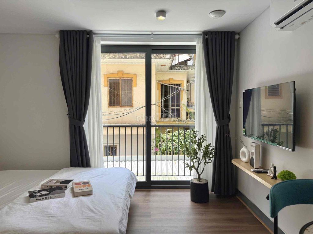We'll rent the new apartment from 5 million-Zq0 District 3.