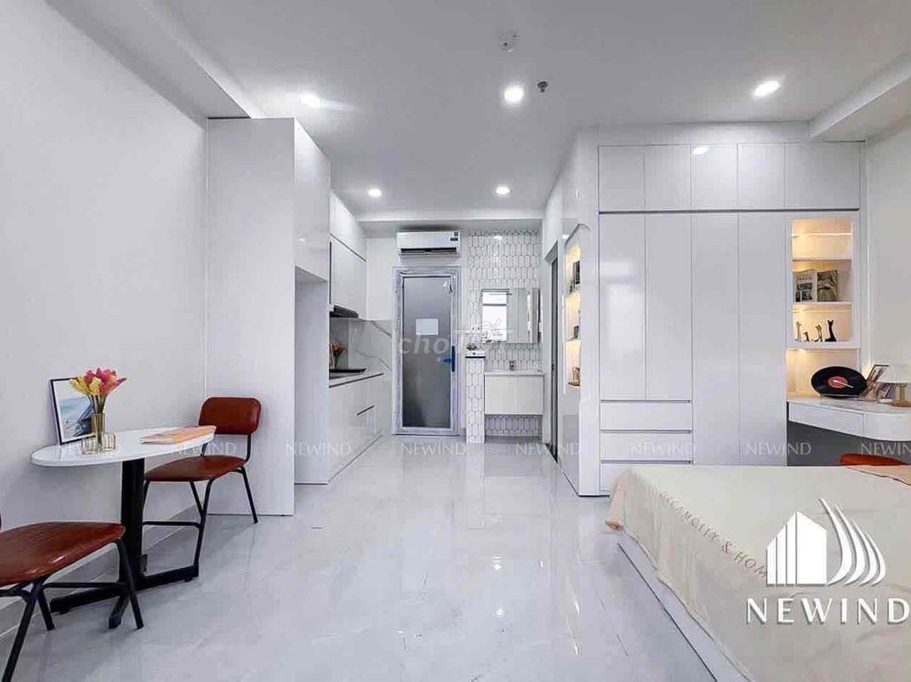 Rent Studio Full interior, balcony - Nguyễn Trãi, District 1