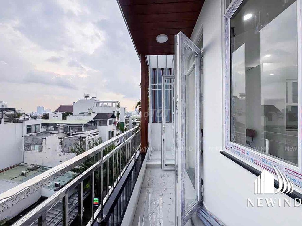 Rent Studio Full interior, balcony - Nguyễn Trãi, District 1