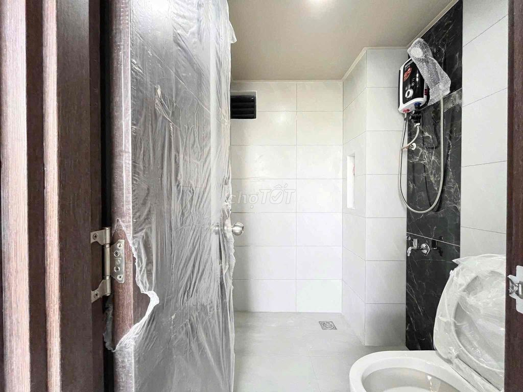 Hot male 2 PTOCol right on Hiệp Thành City favor 300 k/room