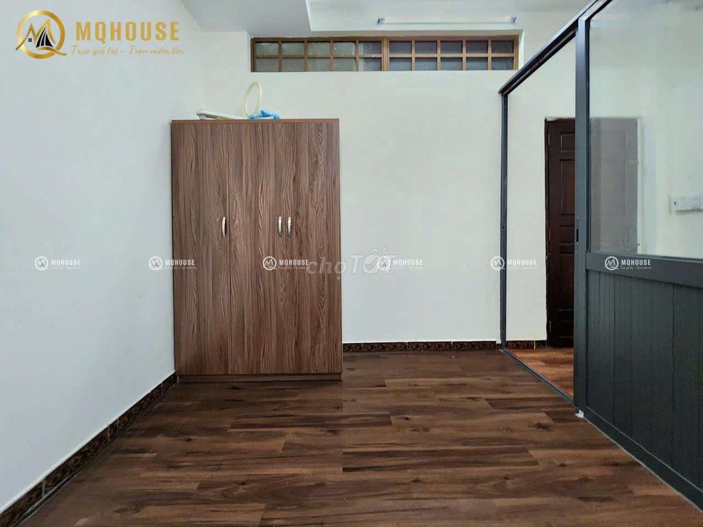 2-door service room - 5 P vhu - full nthat - support - near the airport