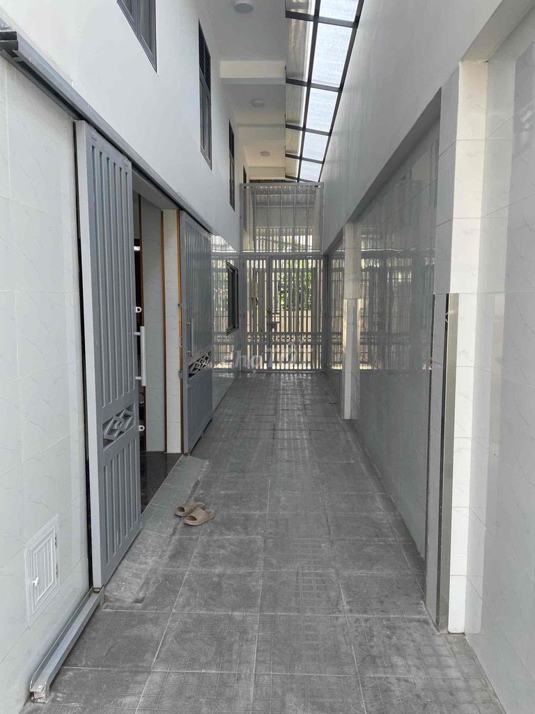 I'll rent a room for the full-silent, cool, quiet apartment.