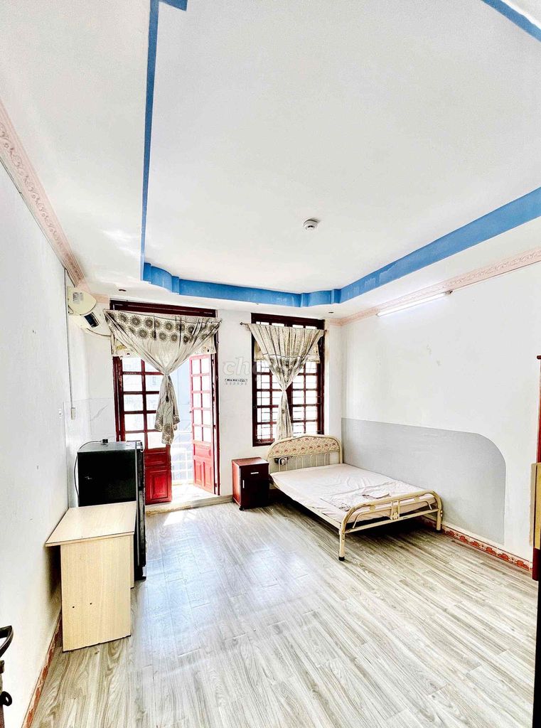 Brain Hall, An Khánh District 2.