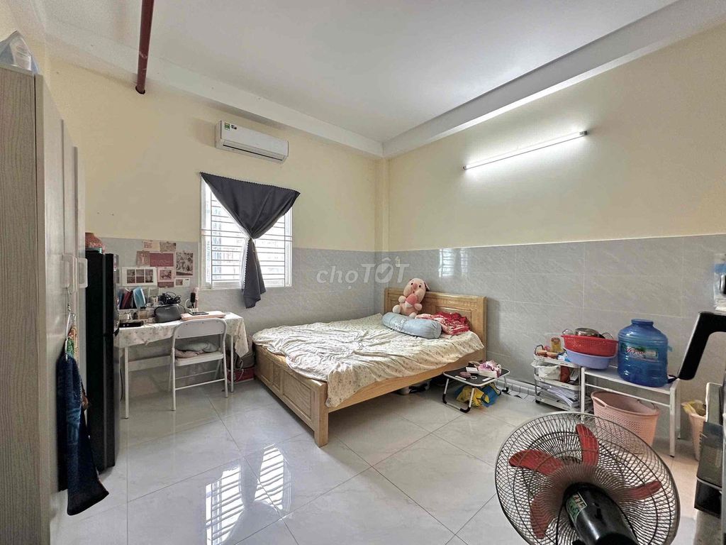 a sky-air apartment full of furniture near the new market