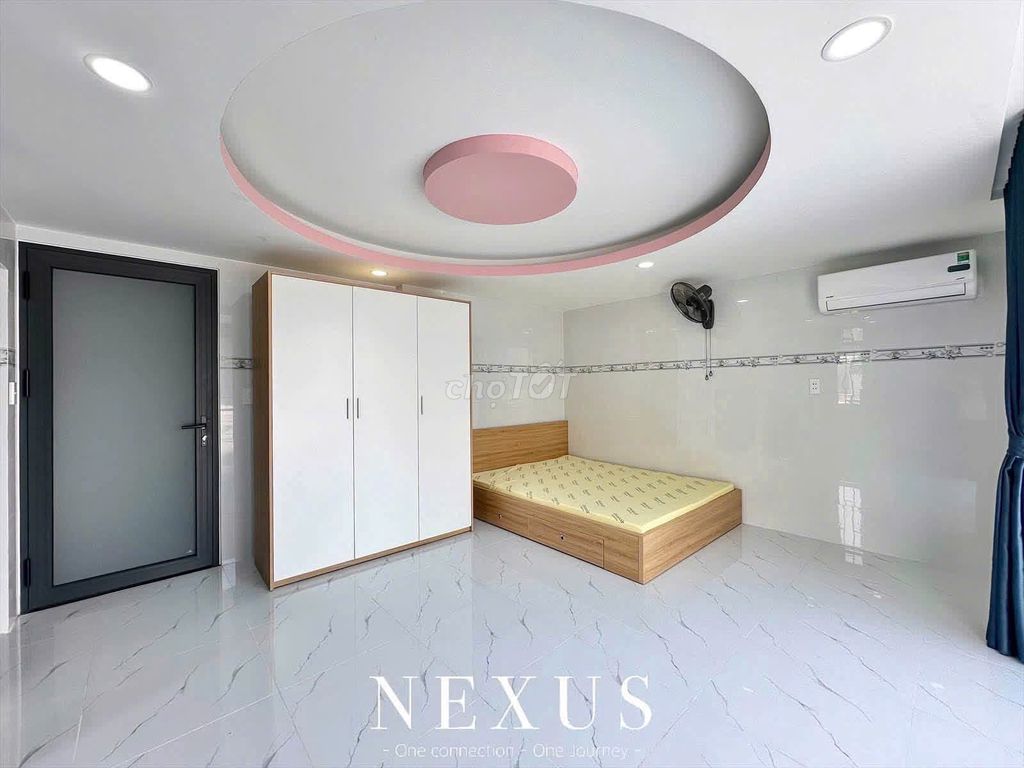 Studio 5 x 35 meters 2 Super-split balcony, Right democratic cycle