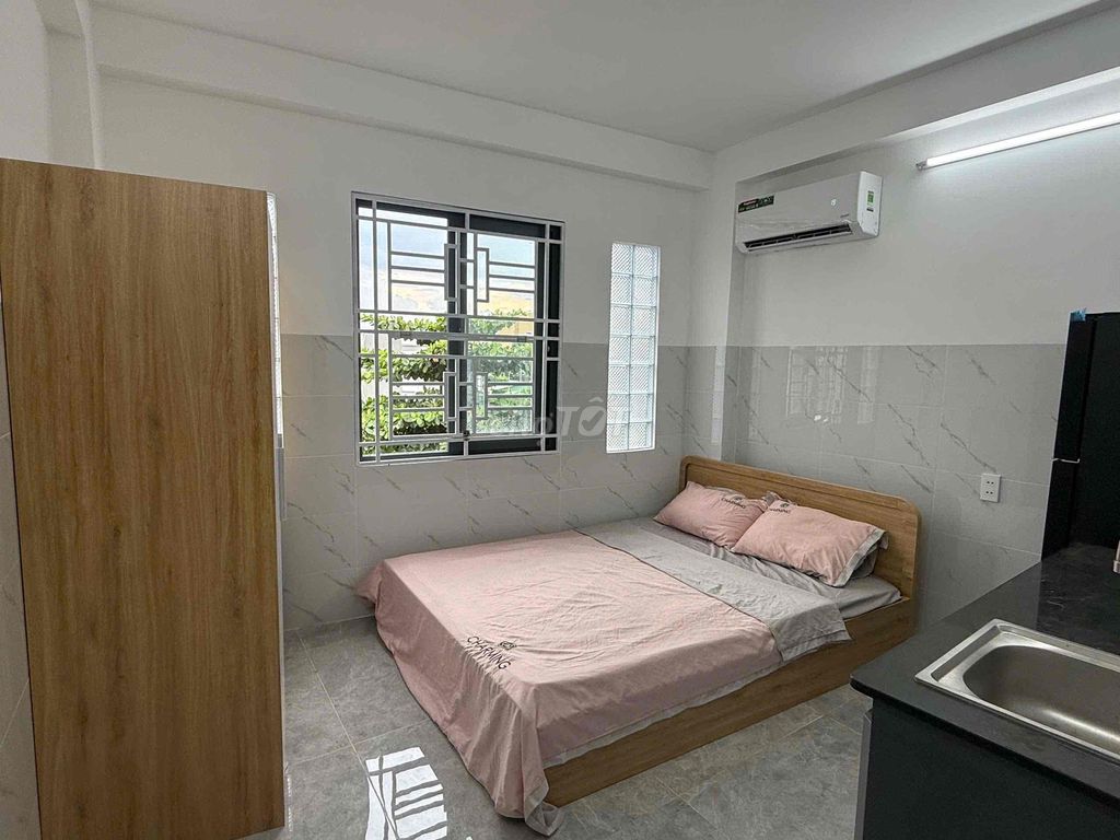 The entire interior studio is at the Bình Thạnh center, which is convenient to go to the districts.