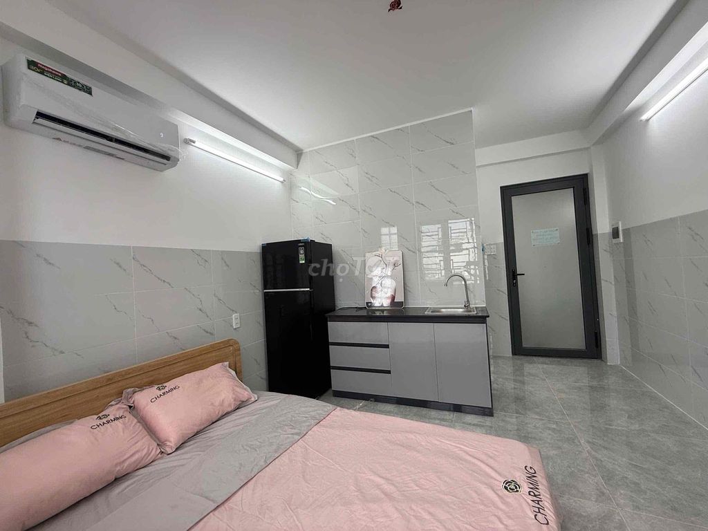 The entire interior studio is at the Bình Thạnh center, which is convenient to go to the districts.