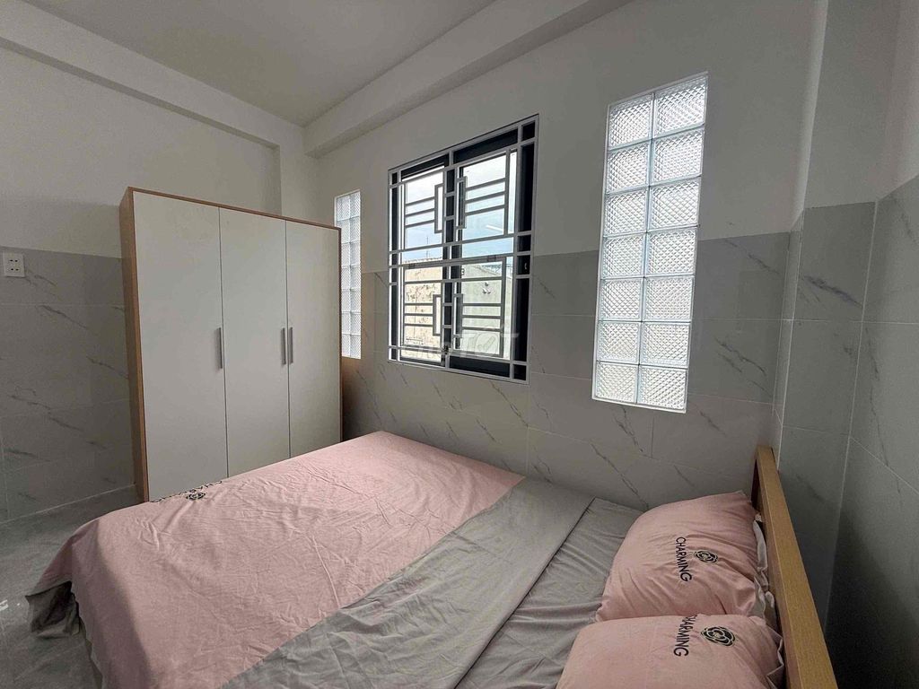 The entire interior studio is at the Bình Thạnh center, which is convenient to go to the districts.