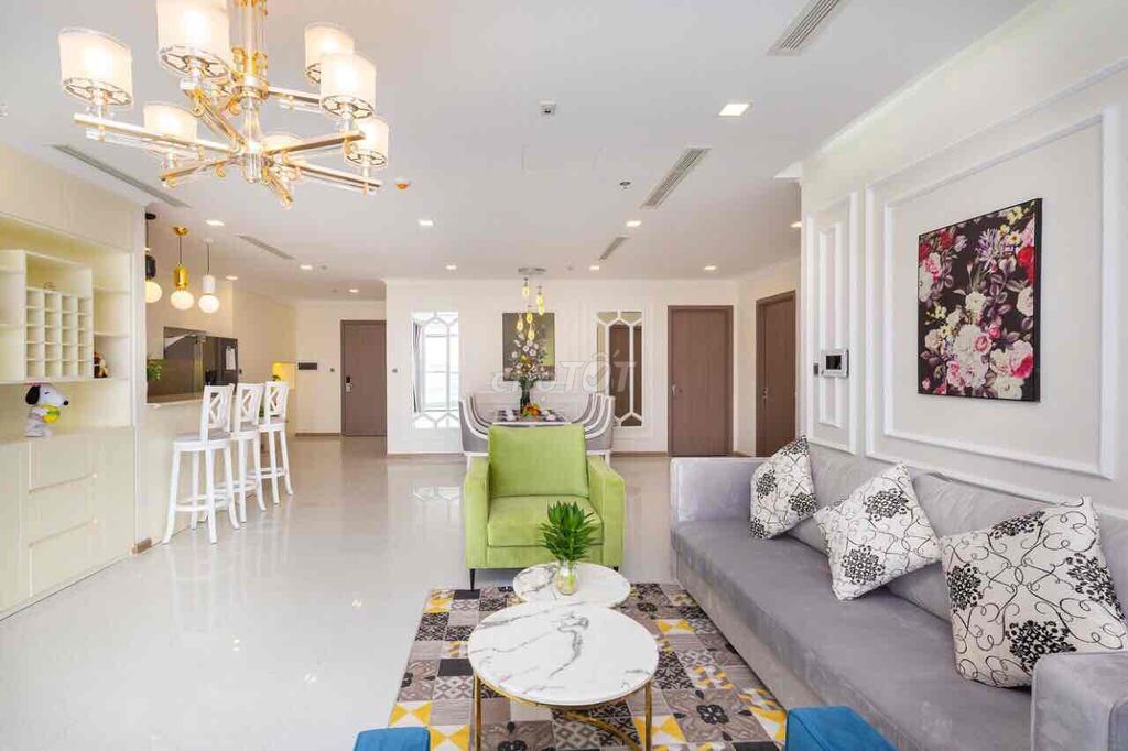 Rent on Vinhomes Central Park 1-4 for the apartment vip.