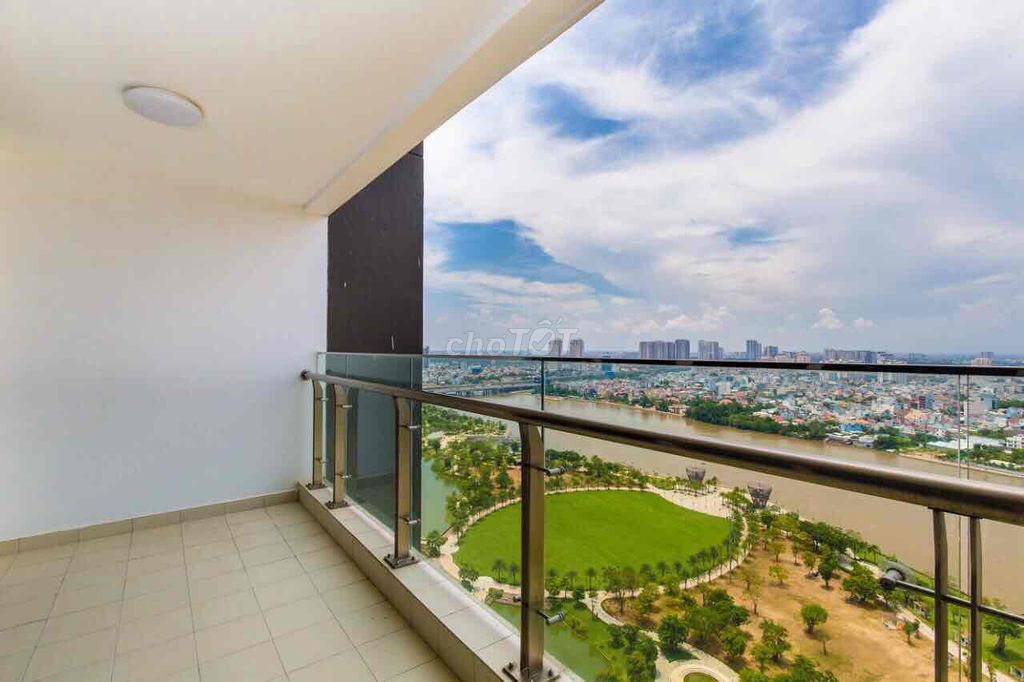 Rent on Vinhomes Central Park 1-4 for the apartment vip.