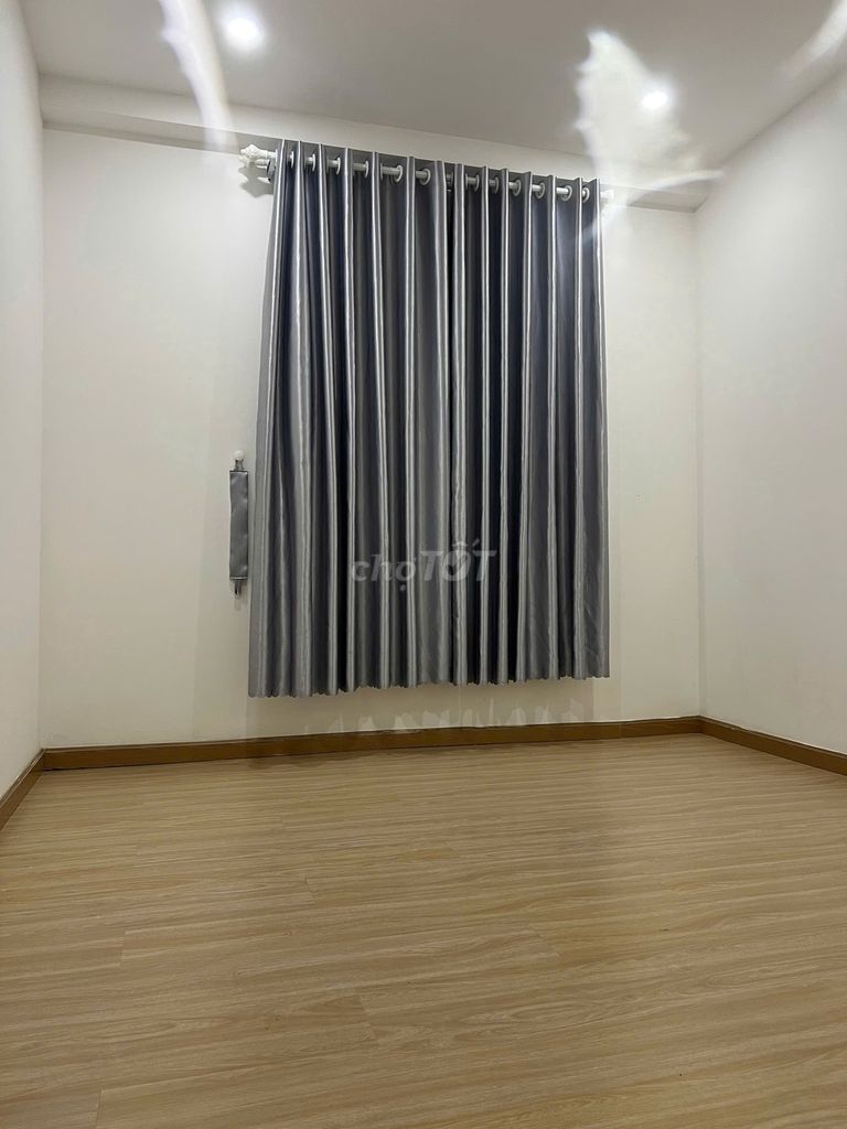 Rent C/c CTL Tower, Dương Thị Giang-Bad Room 2 rents 8 million a month