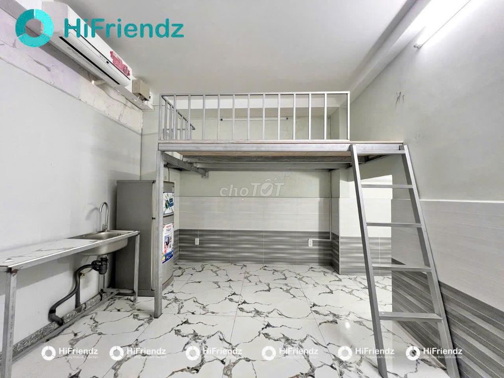 The low-priced motel full interior--near clemency, night market man