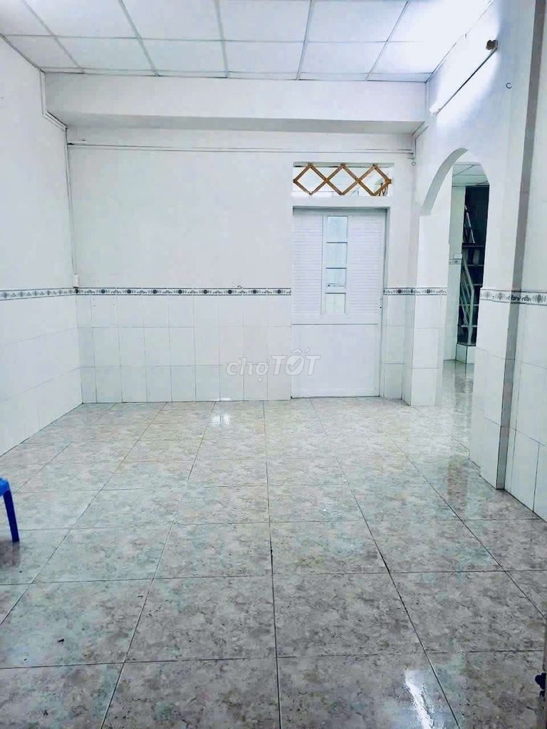 4mm 4x14 alleys open 6 meters 3rd floor Q. German bedroom 5 Phú Nhuận