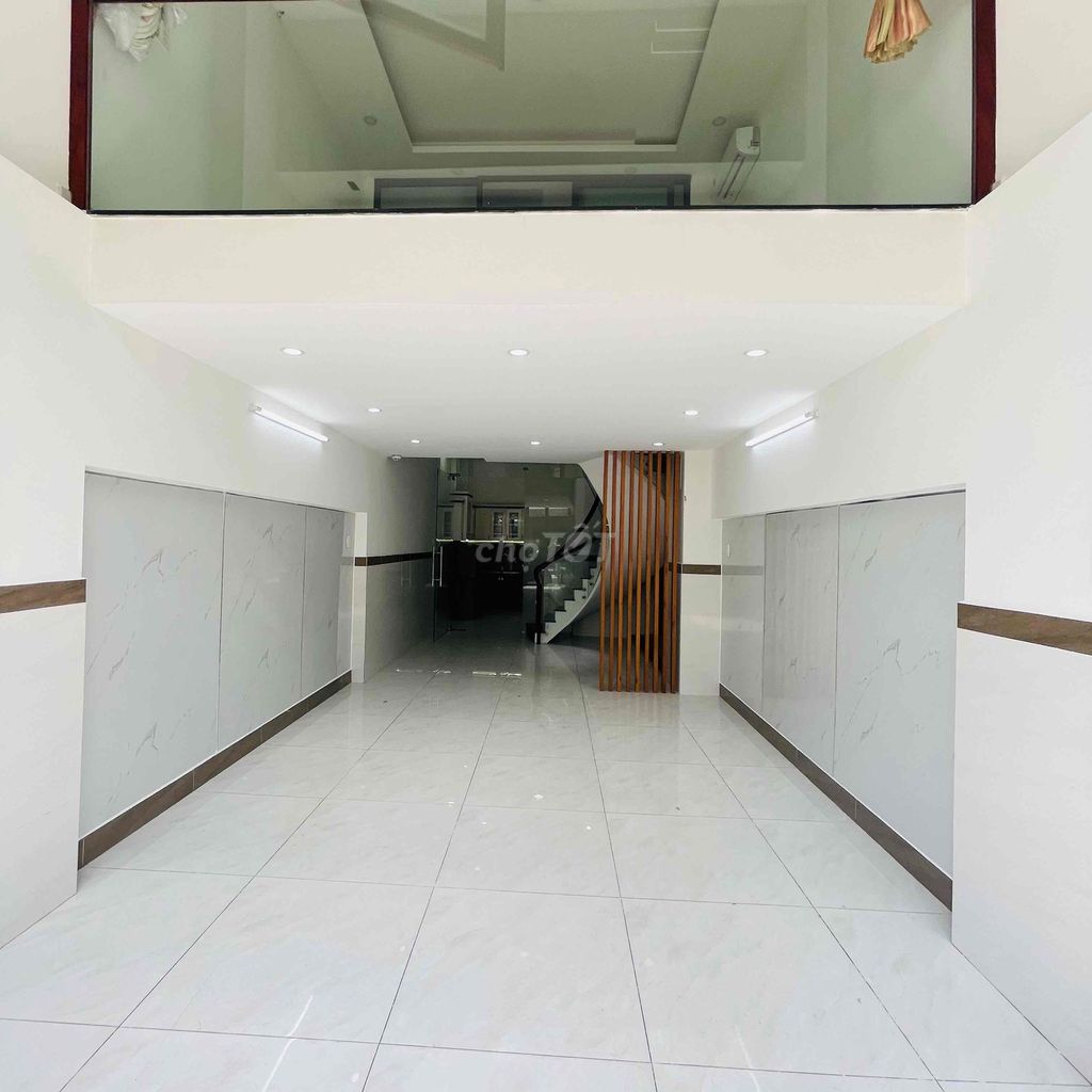 Master, rent a new house 100 percent behind the back. Lô Tư, Bình Tân