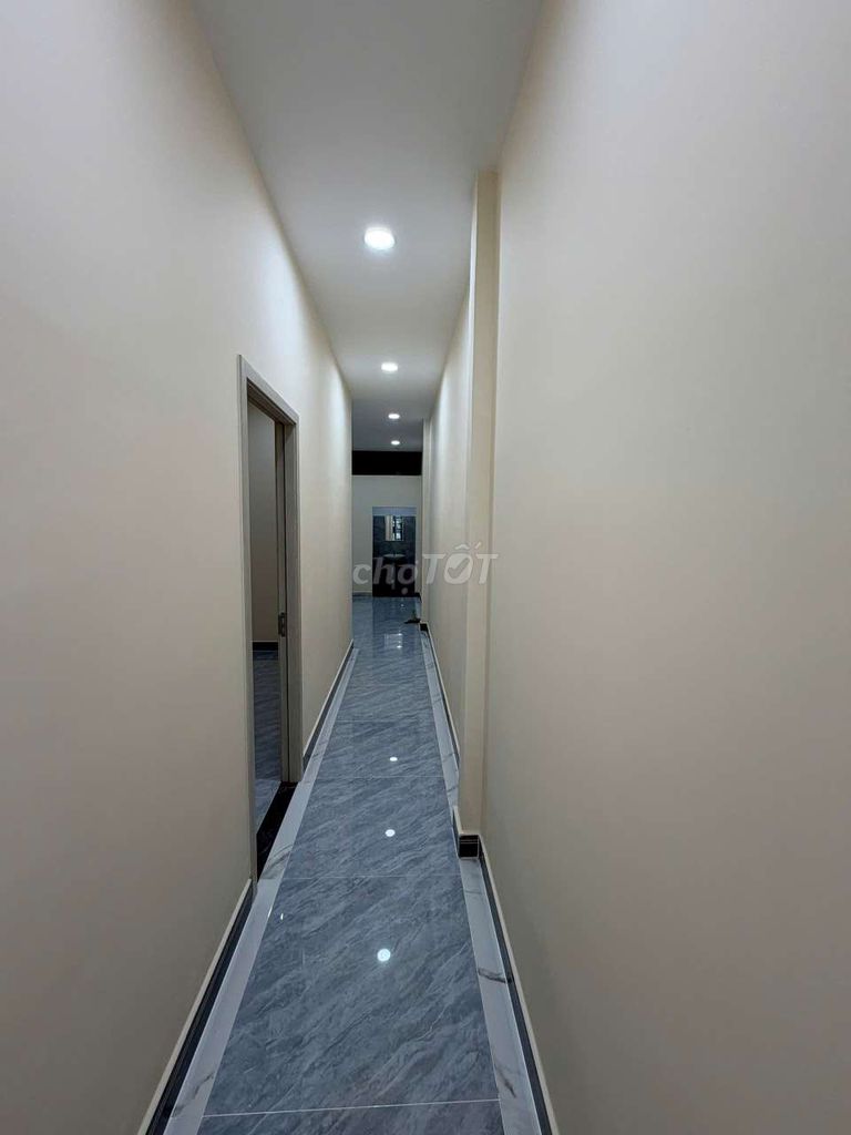 Rent New Buildings 8 meters through