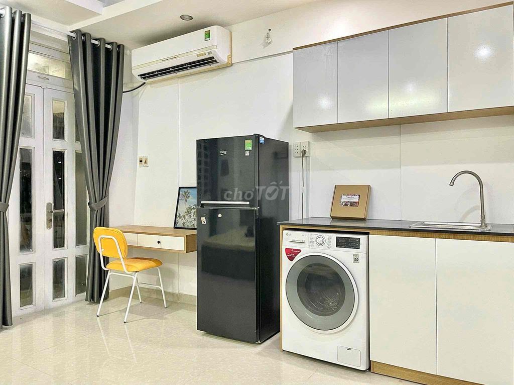 The studio is a two-room bedroom at Bình Thạnh.